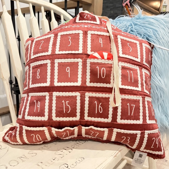 Advent Calendar, Gingerbread House, Pillow, Plush, Sofa Cushion, NEW, With Tags - Picture 4 of 12